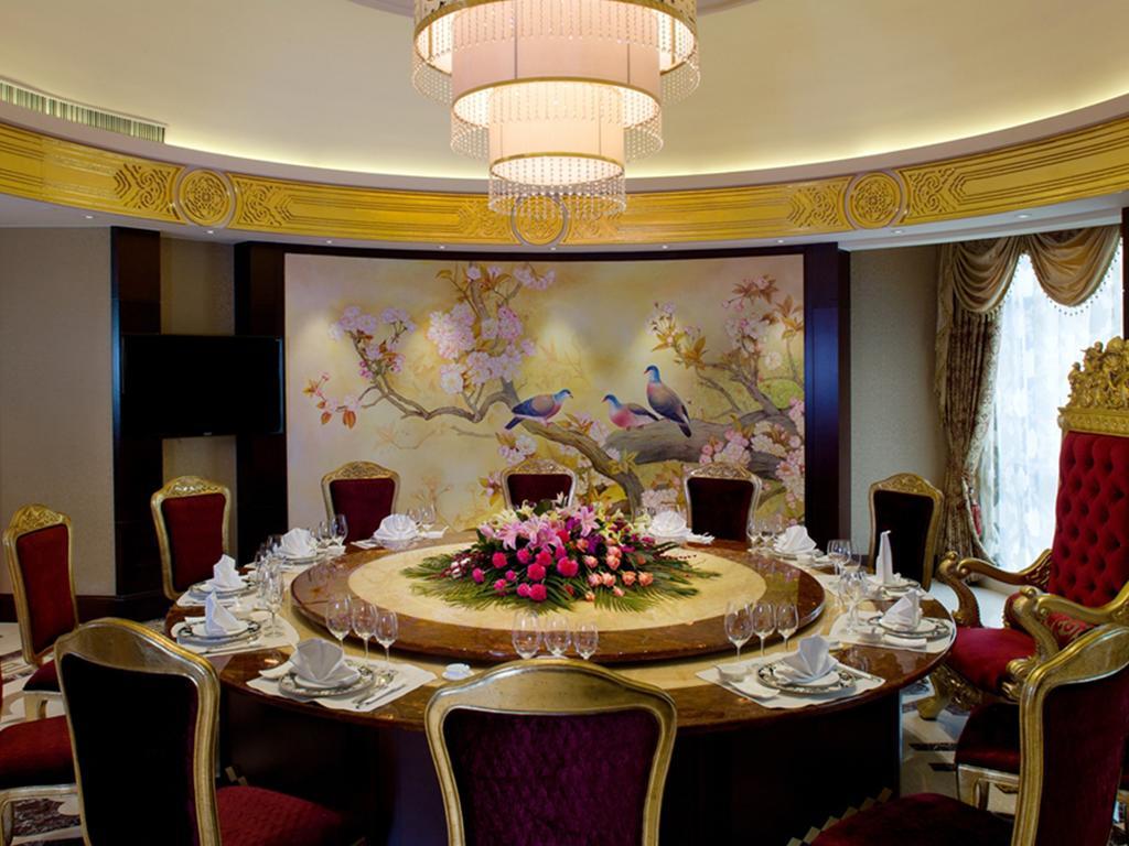 Noble International Hotel Ζενγκ Τζου Εξωτερικό φωτογραφία