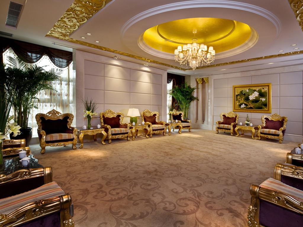 Noble International Hotel Ζενγκ Τζου Εξωτερικό φωτογραφία
